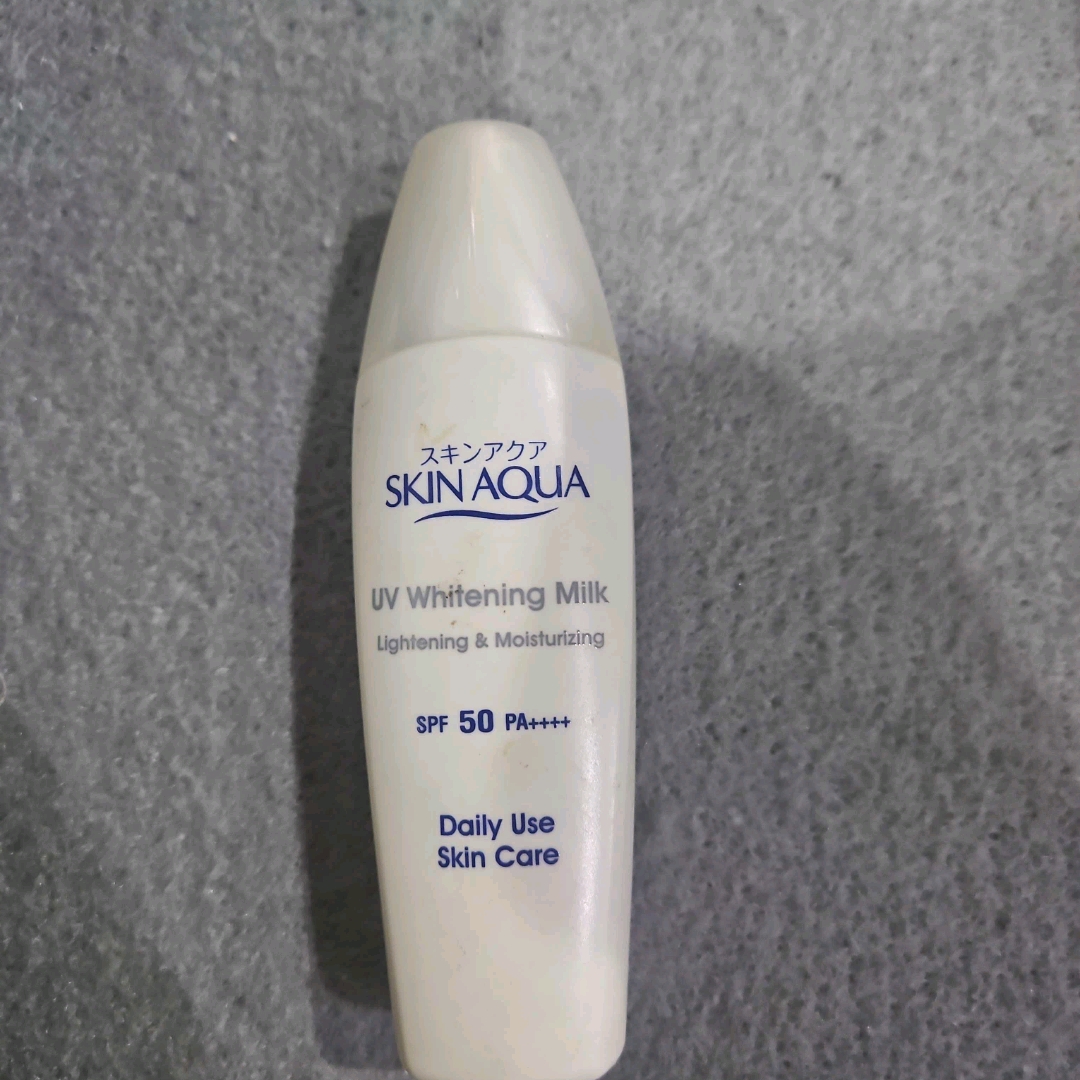 UV Whitening Milk imgfdn-84c16aac-3121-49dd-86be-91b6f5748b1c