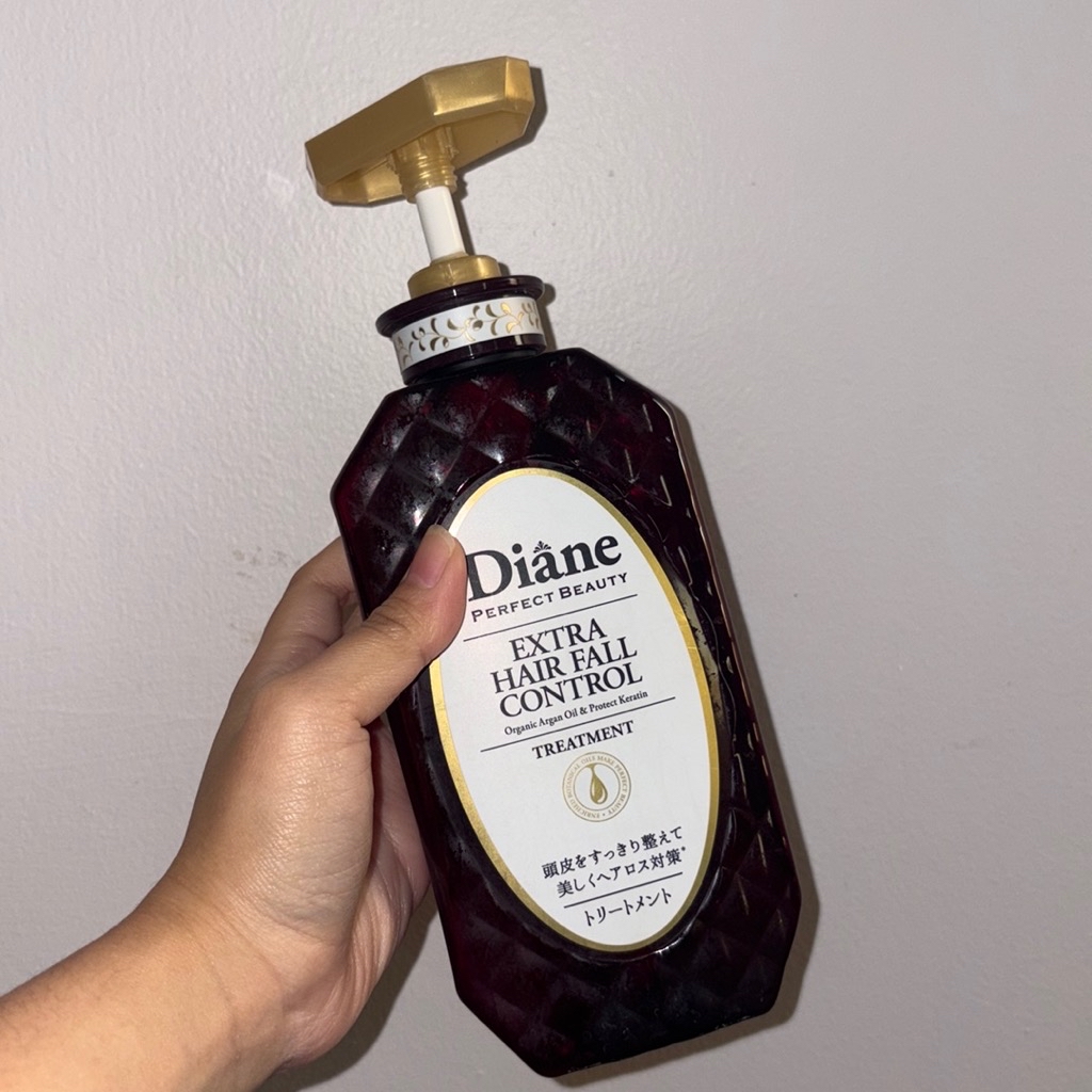 Diane Extra Hair Fall Control Treatment imgfdn-846b0934-7a9e-41fb-925b-7bf3f85fb38c