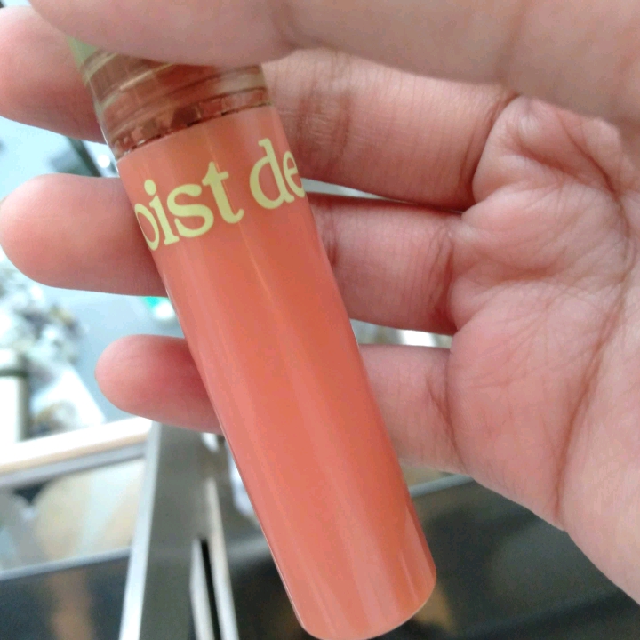 Moist Dew Tint - 04 Caramel Brulee imgfdn-64f7bd5c-9a1e-478e-9035-998fa8b88fd0