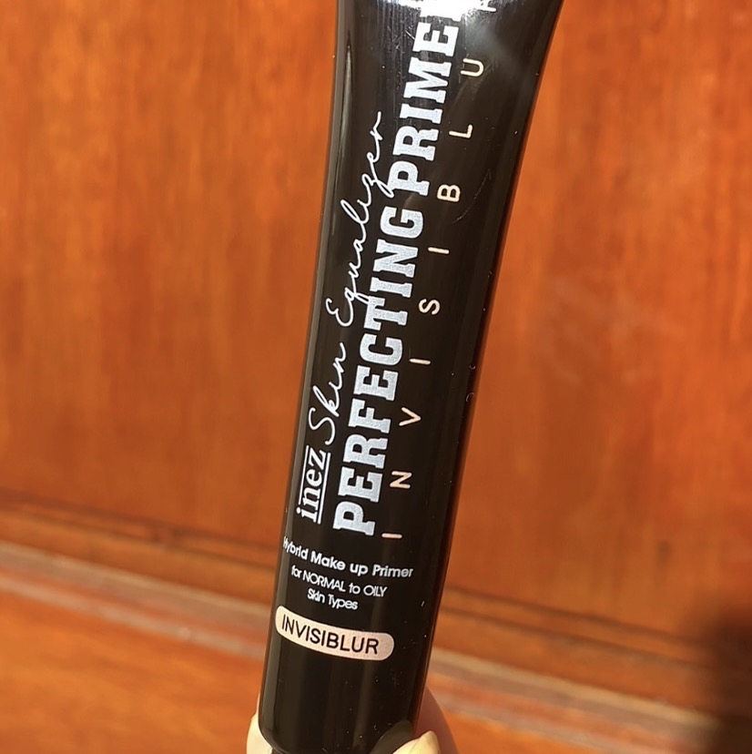 Skin Equalizer Perfecting Primer - Invisiblur imgfdn-c9a5e21f-7509-47a0-b5ca-7166fd8449b9
