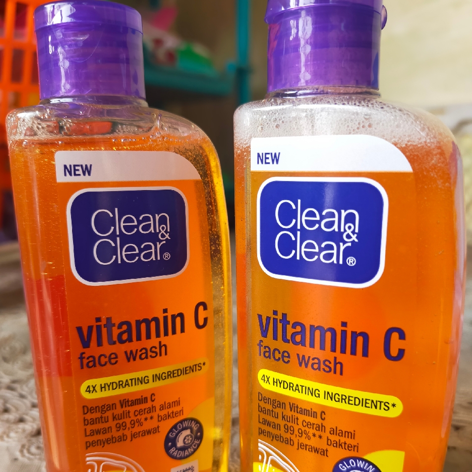 Vitamin C Face Wash imgfdn-9a78db1c-1df3-4b35-9842-bc4043fb16ac