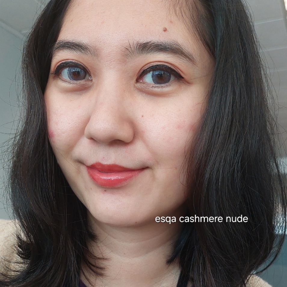 Slick Drip Serum Lip Tint - Cashmere Nude imgfdn-ece28a19-4648-473b-800c-b248545dbced