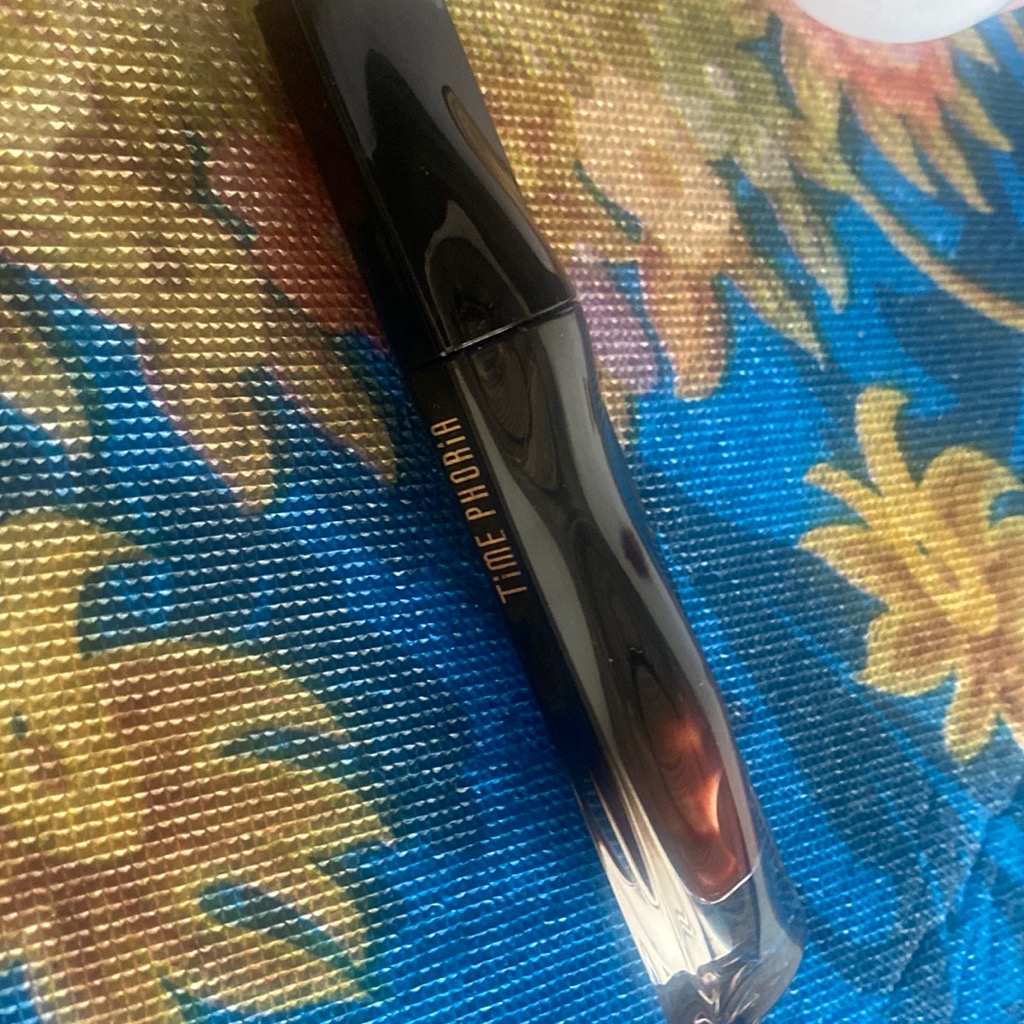 Stellar Dust Lip Stain - 09 Enigma imgfdn-13b17648-e450-463d-9d4b-c7bcdf35c4ef