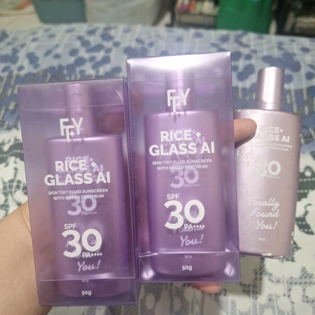 Rice+ Glass AI Skin Tint Fluid Sunscreen With Broad Spectrum - AI-02 imgfdn-b4cf62e1-85b3-4638-afc3-ff5a0d501817