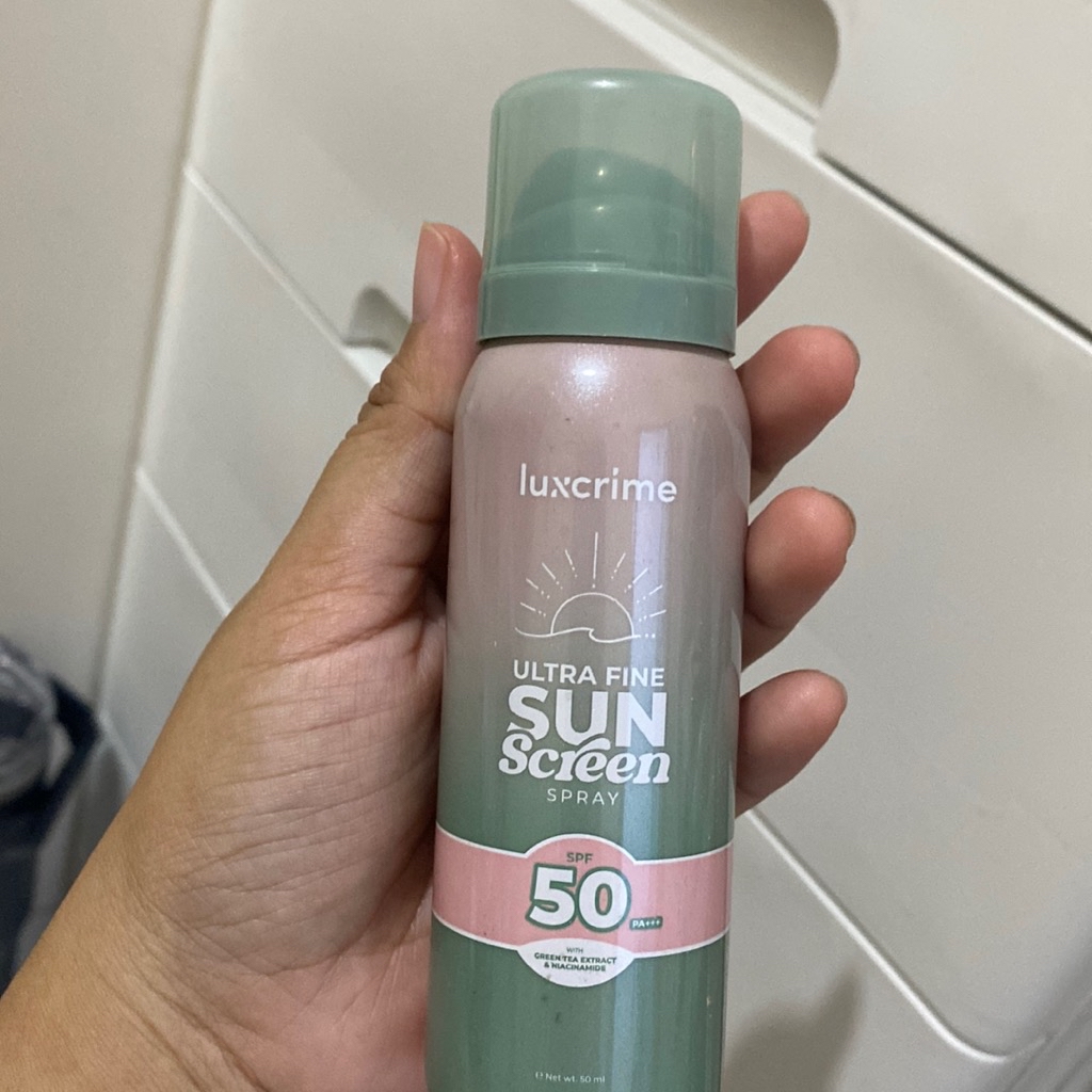Ultra Fine Sunscreen Spray SPF 50 PA++++ imgfdn-f8470f99-6682-4359-a30e-b3dd7b530ec1