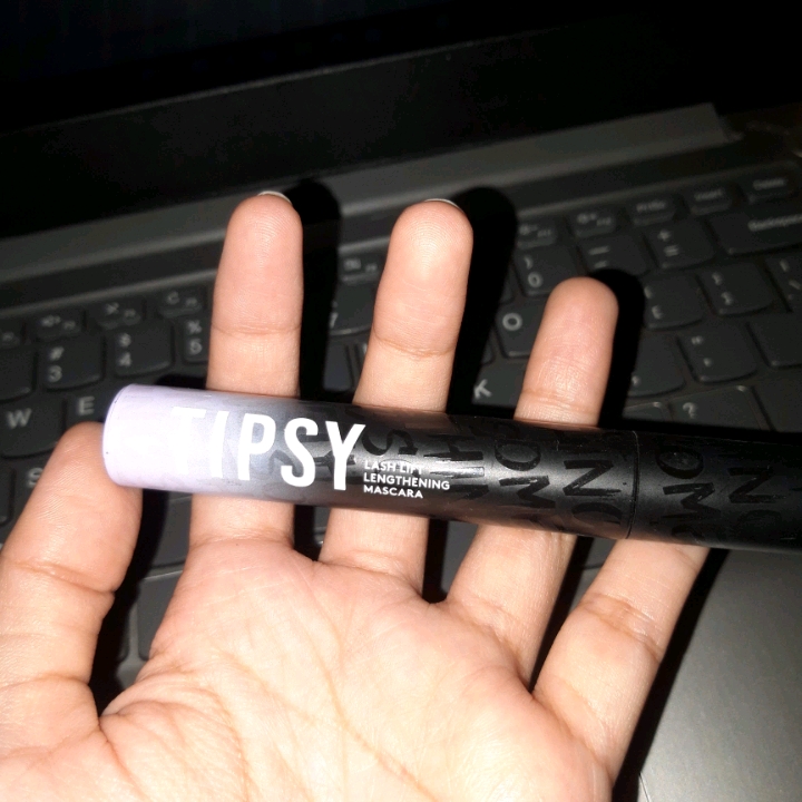 Tipsy Lash Lift Lengthening Mascara imgfdn-8d2c7898-4495-49db-a74d-a511a3a4de61