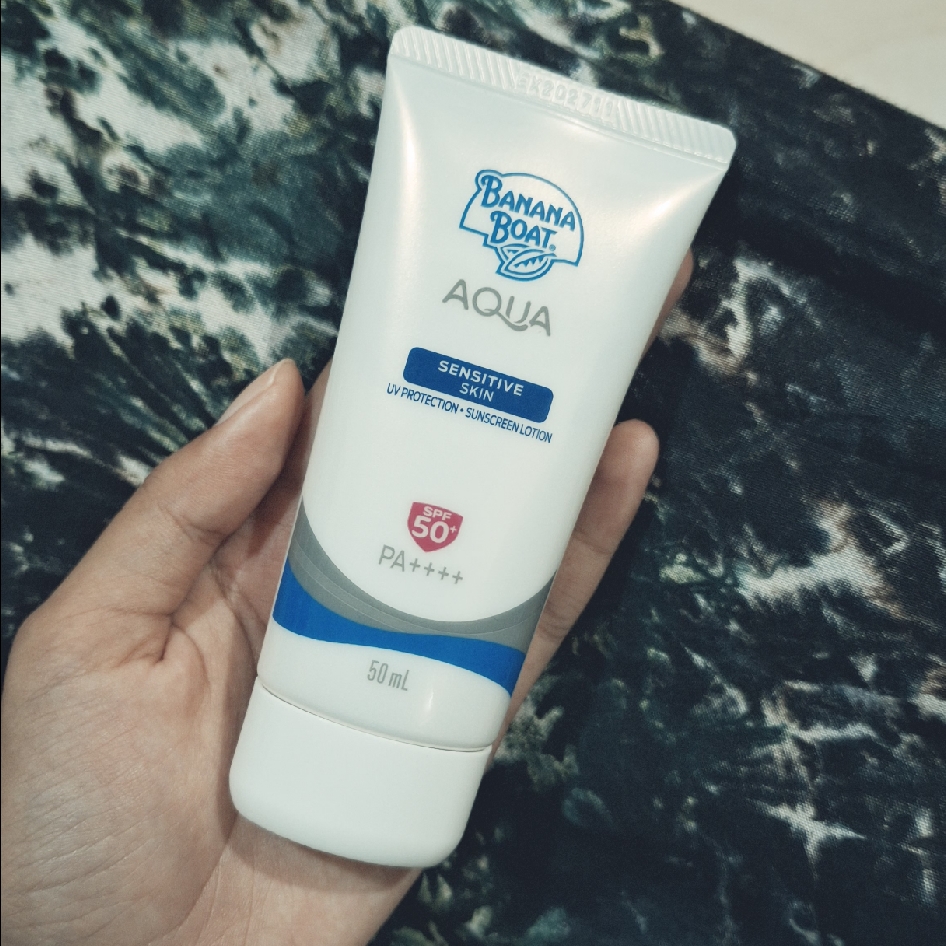 Simply Protect Aqua Sensitive Suncreen Lotion SPF50+ imgfdn-3713004e-7931-48de-b49b-2c9d35cfd2fc