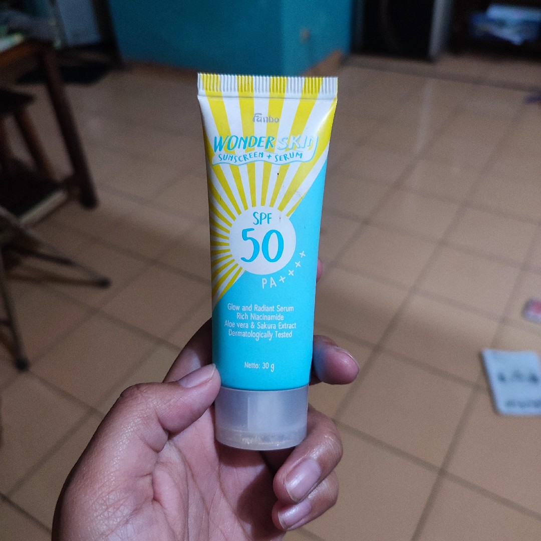 Wonder Skin Sunscreen & Serum imgfdn-9b7ebcb0-6466-4ef8-a19c-ee7a999a49f3