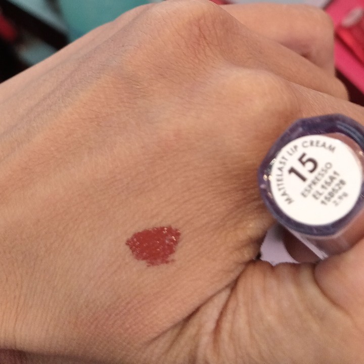 Oh My Glam Matte Kiss Lip Cream Coffee Edition - Espresso imgfdn-a27177e8-95f0-40f6-8a14-83df3a77fa52