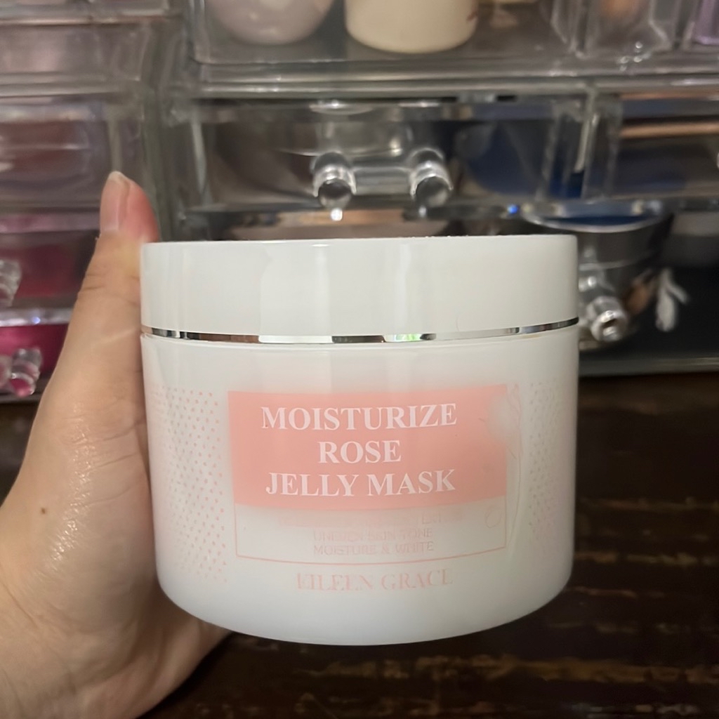 Perfectly Moisturize Rose Jelly Mask imgfdn-d31c175a-e495-411d-9943-9e1b06f3d9c2