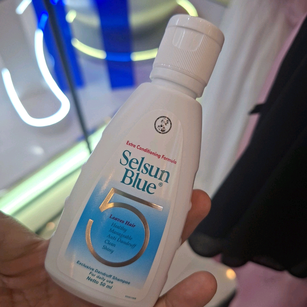 Blue 5 imgfdn-4905139a-983a-4844-8379-41ca0e9cec65