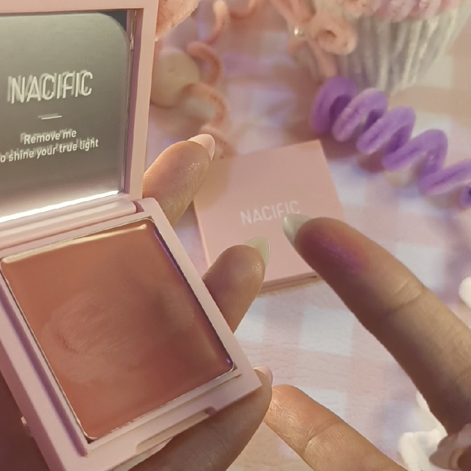 Juicy Mood Blusher - 05 Cherry Glory imgfdn-d03d67f9-3c63-46de-8e6a-f7de06f1df19