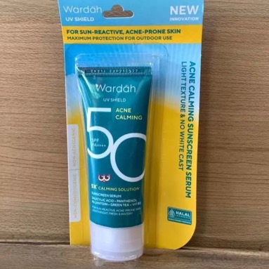 UV Shield Acne Calming Sunscreen Serum SPF 50 PA++++ imgfdn-8a42a6d9-9664-462b-a043-c10fe9b6139d