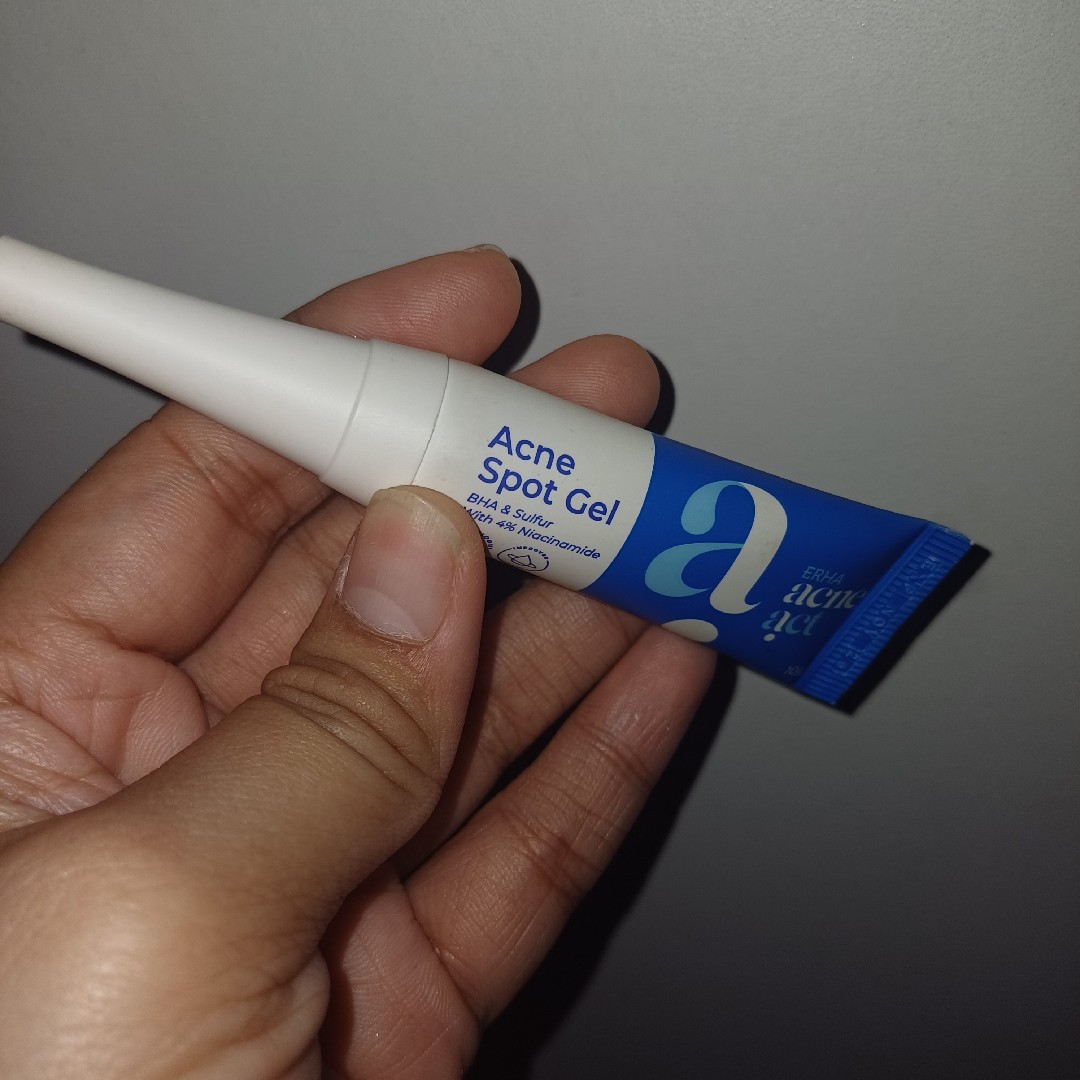 Acne Spot Gel - Reformulation in March 2023 imgfdn-bd8203fa-6769-47d3-b9b6-3dc9a8f5285a