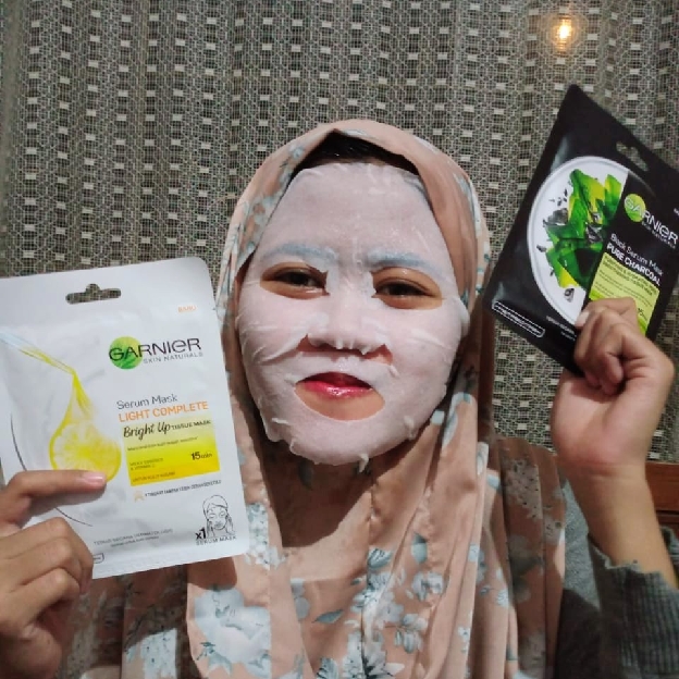 Serum Mask Pure Charcoal Black Algae imgfdn-6d411a0e-82af-448c-ad5c-8359b1f590fc