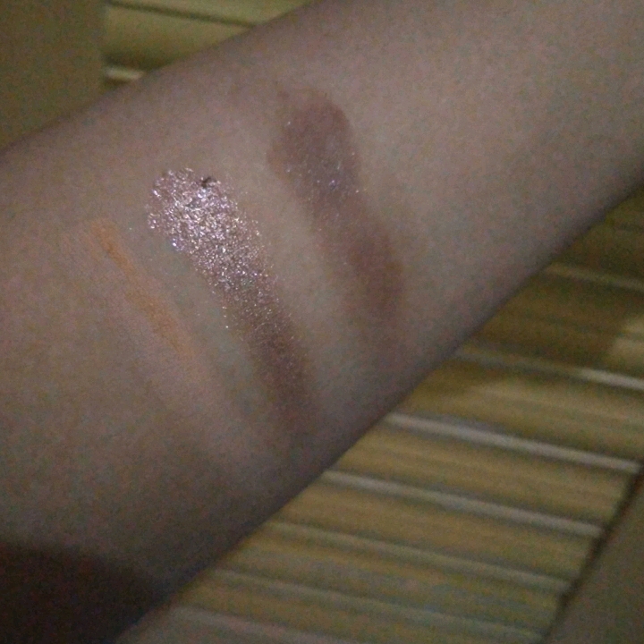 Glaze Eyeshadow Trio - Straight Fire imgfdn-3a7e02de-b6e9-4b37-877d-d3d4956b91a8