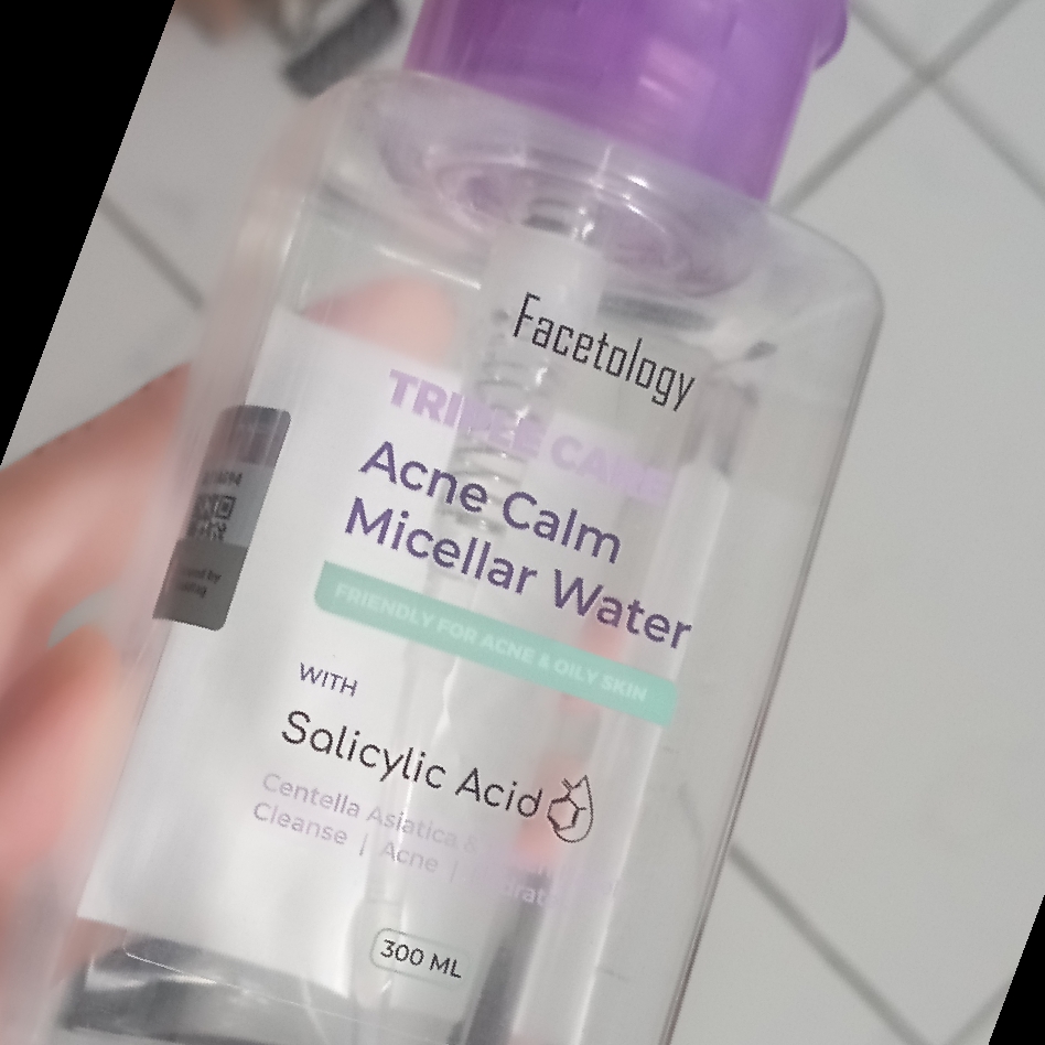 Triple Care Acne Calm Micellar Water imgfdn-c360b9c8-3740-4679-9157-c2aaf9565270