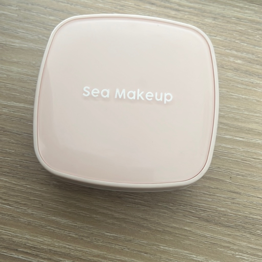 Fix and Flawless Silk Cushion - Ivy imgfdn-6f9b4fa3-c9c2-48aa-9f1a-b70666f17324