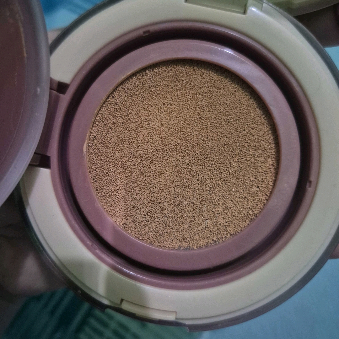 Colorfit Perfect Glow Cushion - 21W Linen imgfdn-4bd526f3-ae61-4649-9678-f5138cfc3763