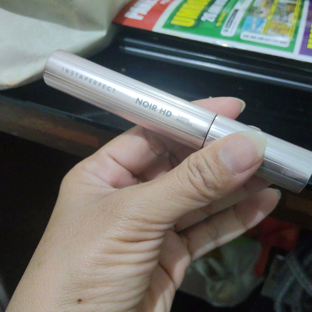Noir Lash Mascara imgfdn-aeed2b6d-517b-4664-a8fe-104a2bf90daf