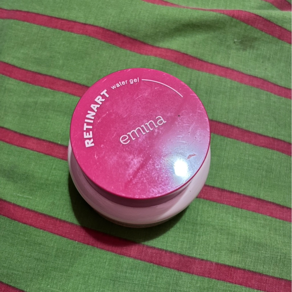 Water Bright Glow Gel Moisturizer imgfdn-4930bc0f-e7c6-4852-9dd3-e887f9fc9f91