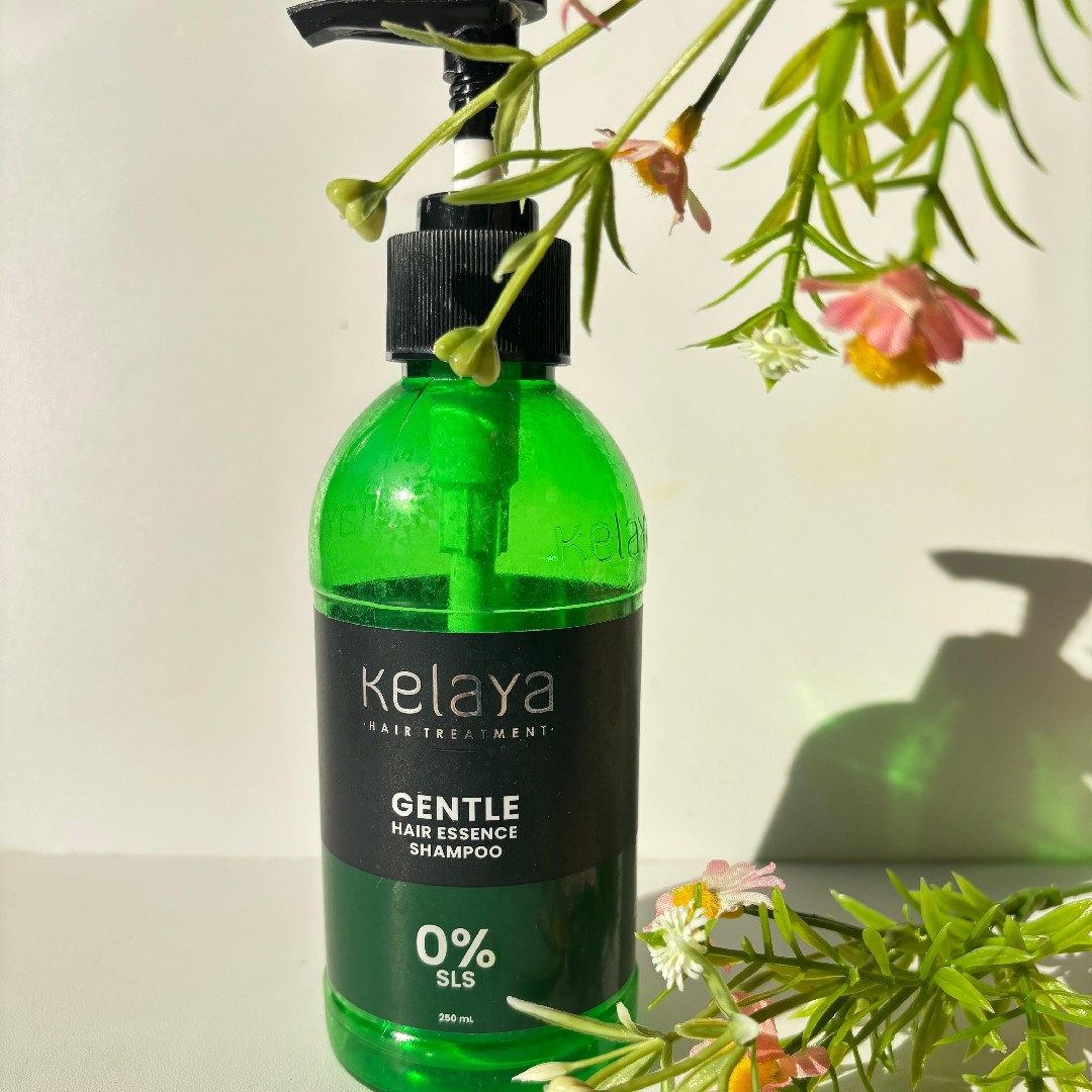 Gentle Hair Essence Shampoo imgfdn-5bca5ace-0ca2-45f6-a314-b9e8edd5dae3