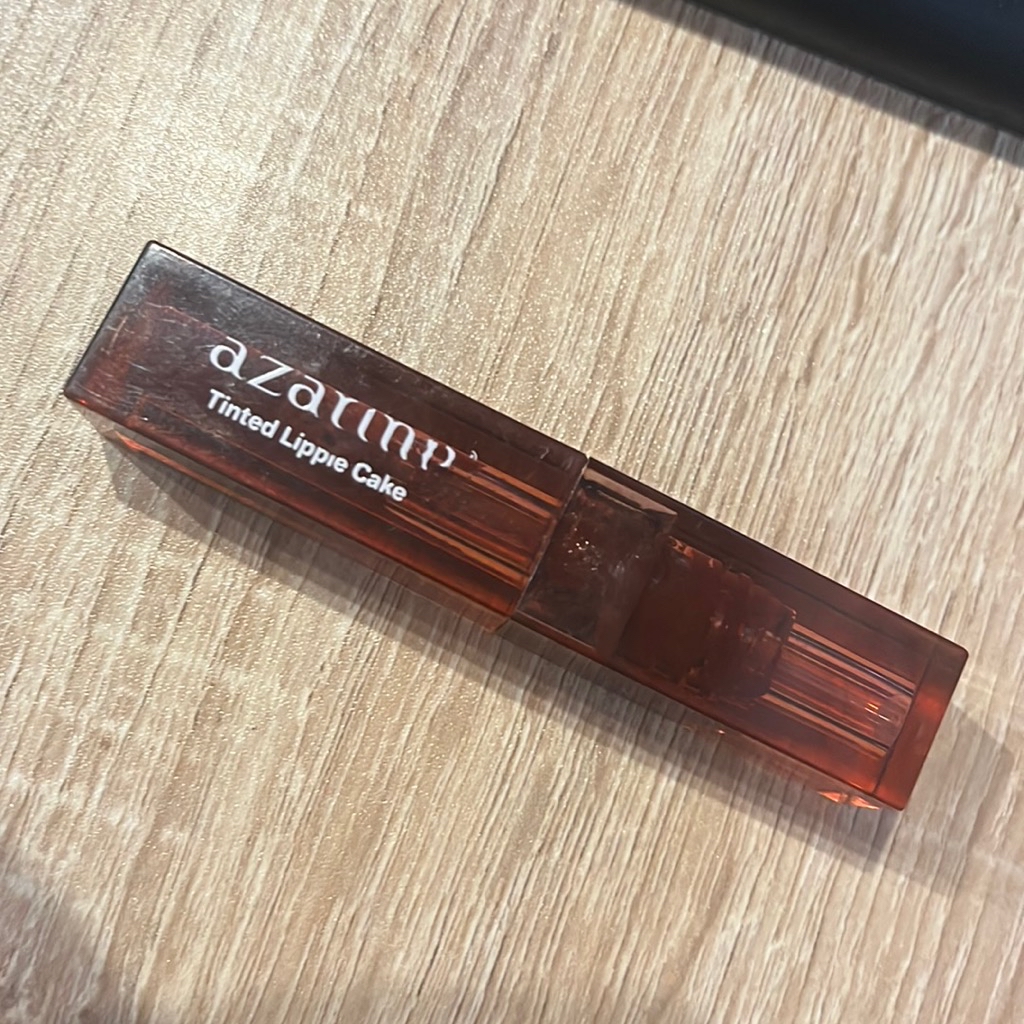 Tinted Lippie Cake - 04 Raspberry Muffin imgfdn-1be6a044-9210-45e3-a96f-7adaf897ec54