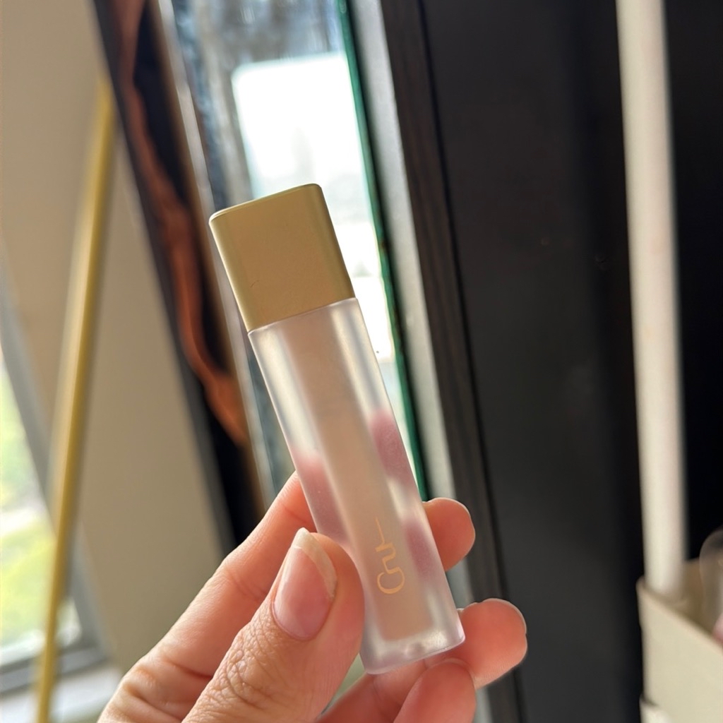 Bare Concealer - Kave imgfdn-4cbc5ff6-c249-40a2-afbd-96b0a5474542
