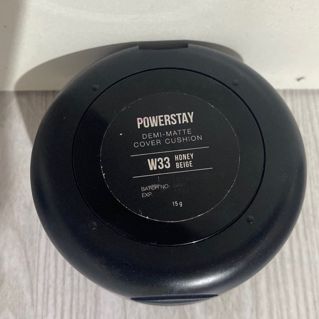 Powerstay Demi Matte Cover Cushion - W33 Honey Beige imgfdn-977822d8-35c8-49d4-82a5-c6a469fe4623