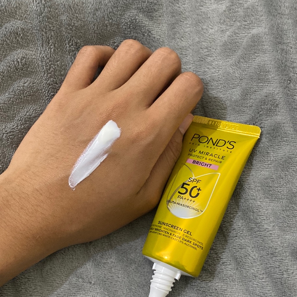 UV Miracle Protect & Repair Sunscreen Bright SPF35 imgfdn-c9f42eaf-1c52-4ba1-bc89-a85368564b4f