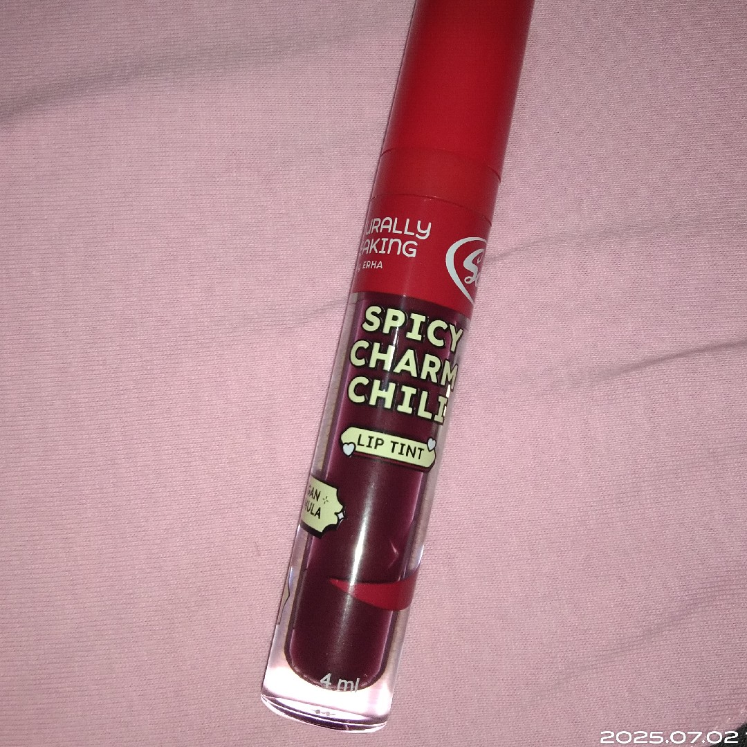 x SASA Lip Tint - Spicy Charm Chili imgfdn-8f95ea70-3de9-4aa7-b711-d1852c465ec1
