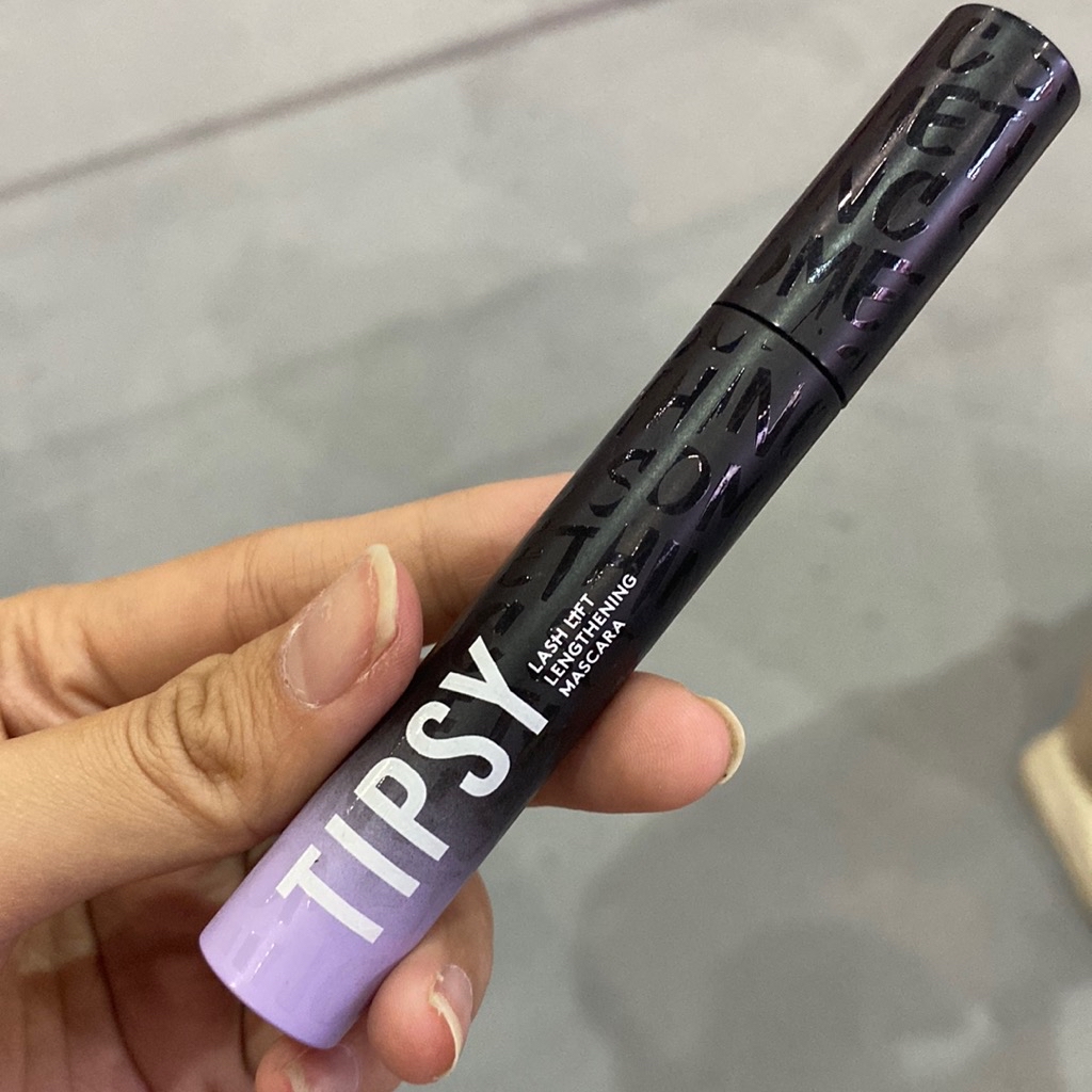 Tipsy Lash Lift Lengthening Mascara imgfdn-faa46291-5e18-4113-b651-1ad54c4ec629