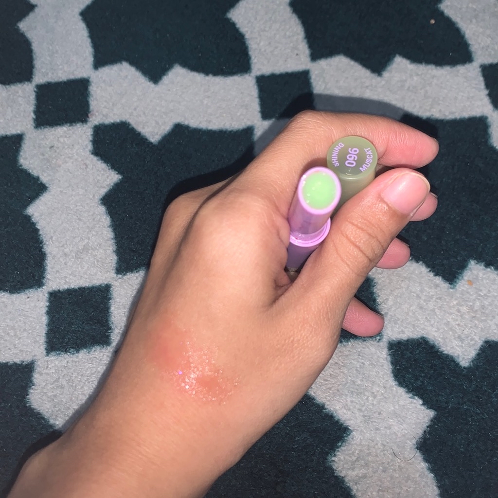 Color Chrome Melt To Dew Lip Click - 096 Shining Muscat imgfdn-a5fb7d77-ce9d-48a2-9595-bc3a33794bb2