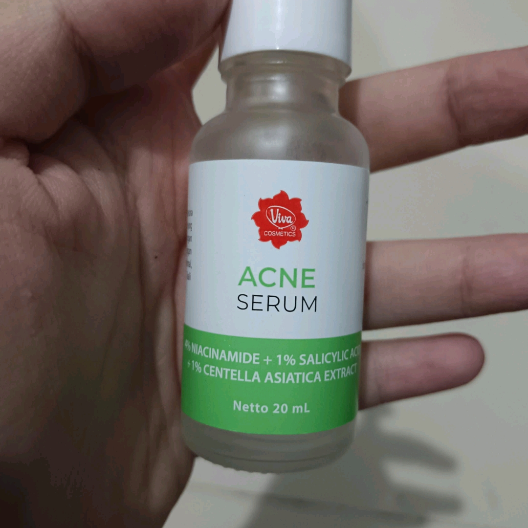 Acne Serum With Triple Clarifying Actives imgfdn-39d37902-10a1-4849-abe3-af590407e60a