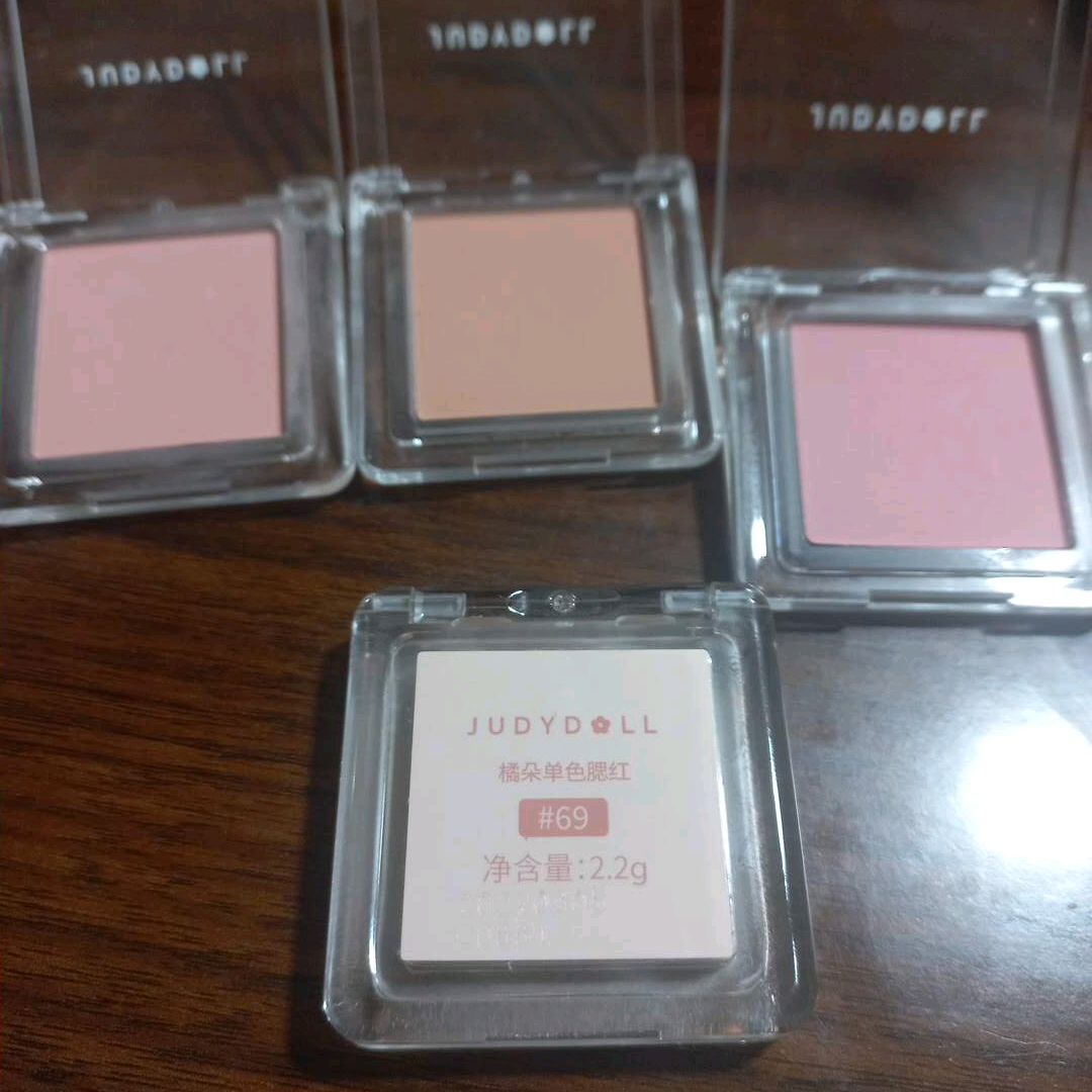 Pretty Blush Powder - #69 Lazy Apricot imgfdn-9808a280-6ca6-47d0-9675-831651d8c678