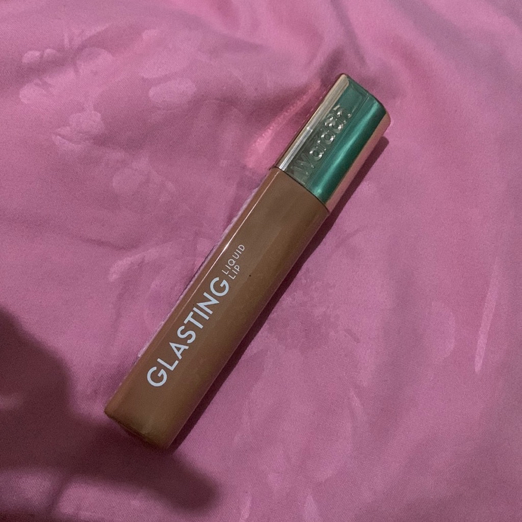 Glasting Liquid Lip - 01 Caramel Coat imgfdn-ad84a26a-2941-44a1-b948-df6594dd460e