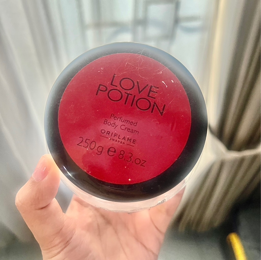 Love Potion Body Cream imgfdn-8d7521e5-e07e-426d-8ed1-576e64cd440a