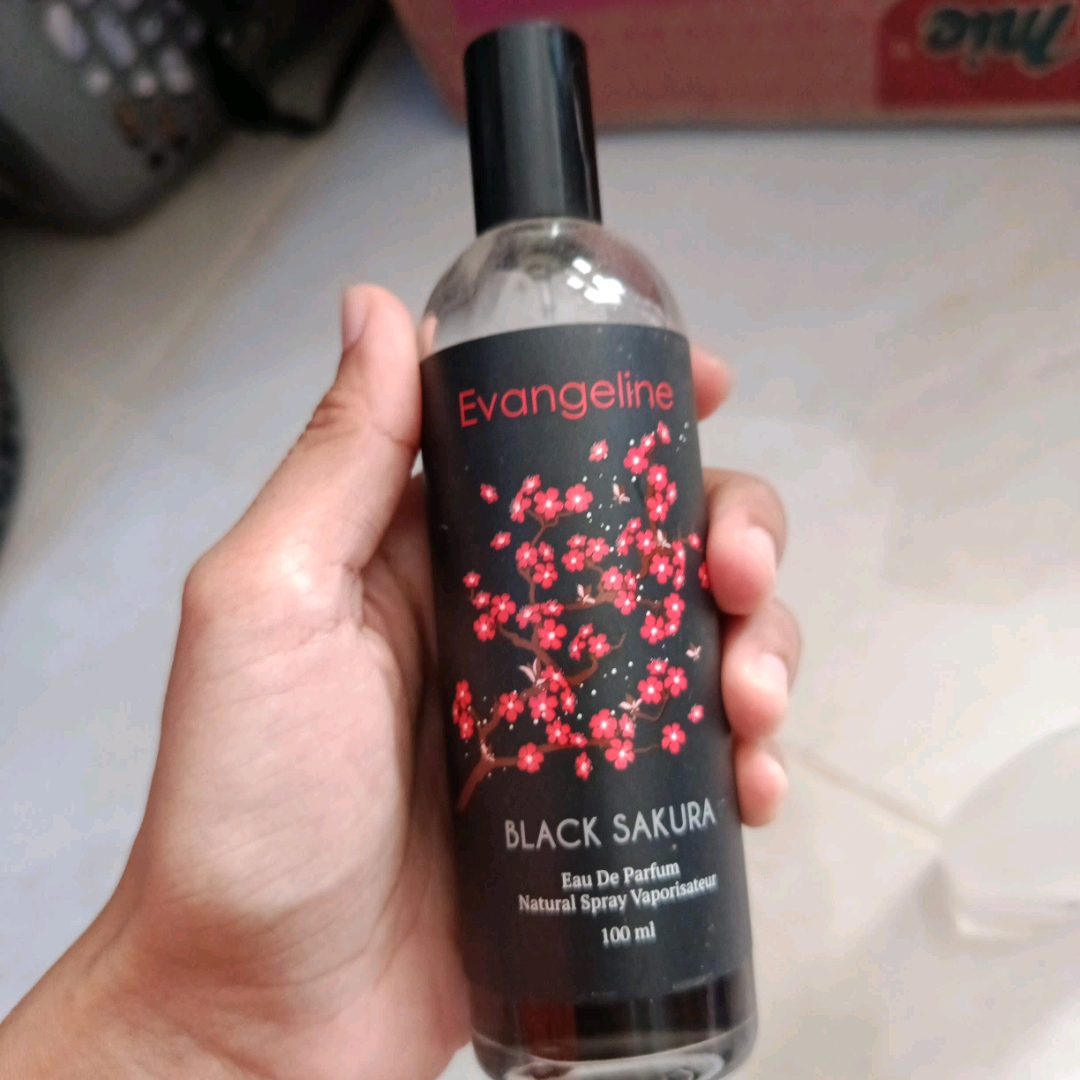 Eau De Perfume Sakura Series - Red Sakura imgfdn-9695a72c-faf1-4f54-9a41-bee96c830c5d
