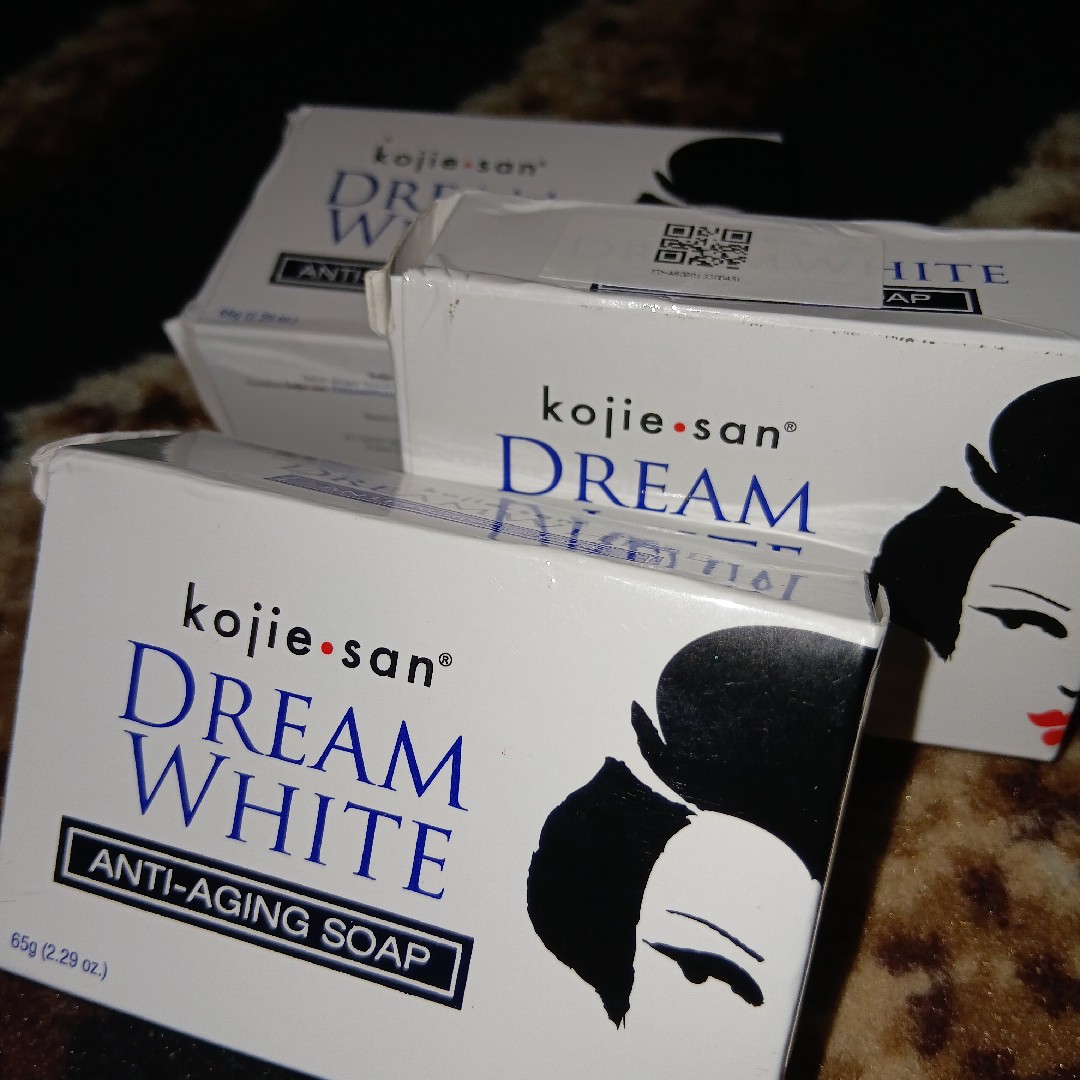 Dream White Anti-Aging Soap imgfdn-6665bdf4-22f7-4e55-ad9a-3c5ab5360ce8