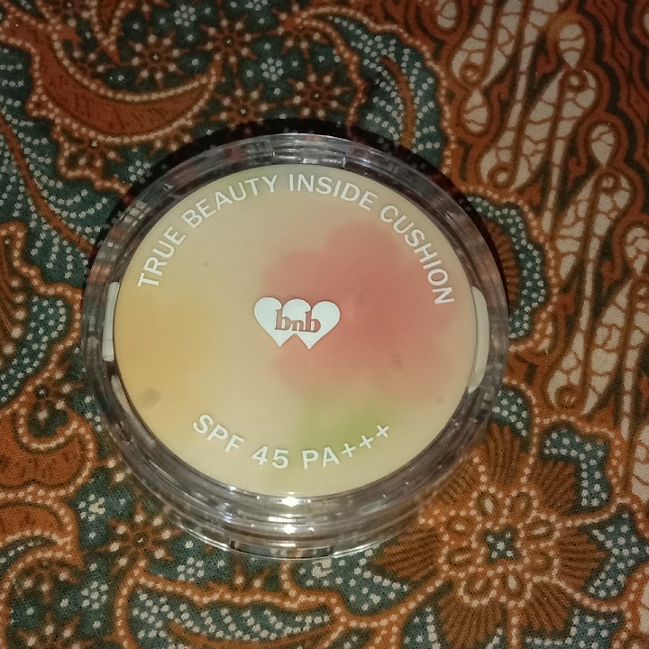 True Beauty Inside Cushion - 02 Medium Blossom Bud imgfdn-57b9947d-62fc-41f8-8bc0-ad6ca956be47