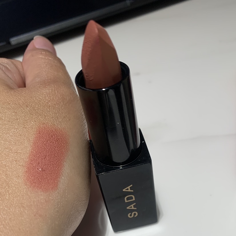 Velvet Passion Matte Lipstick - 04 Mala imgfdn-6ef9aa96-80e4-4b00-89de-f16953084262