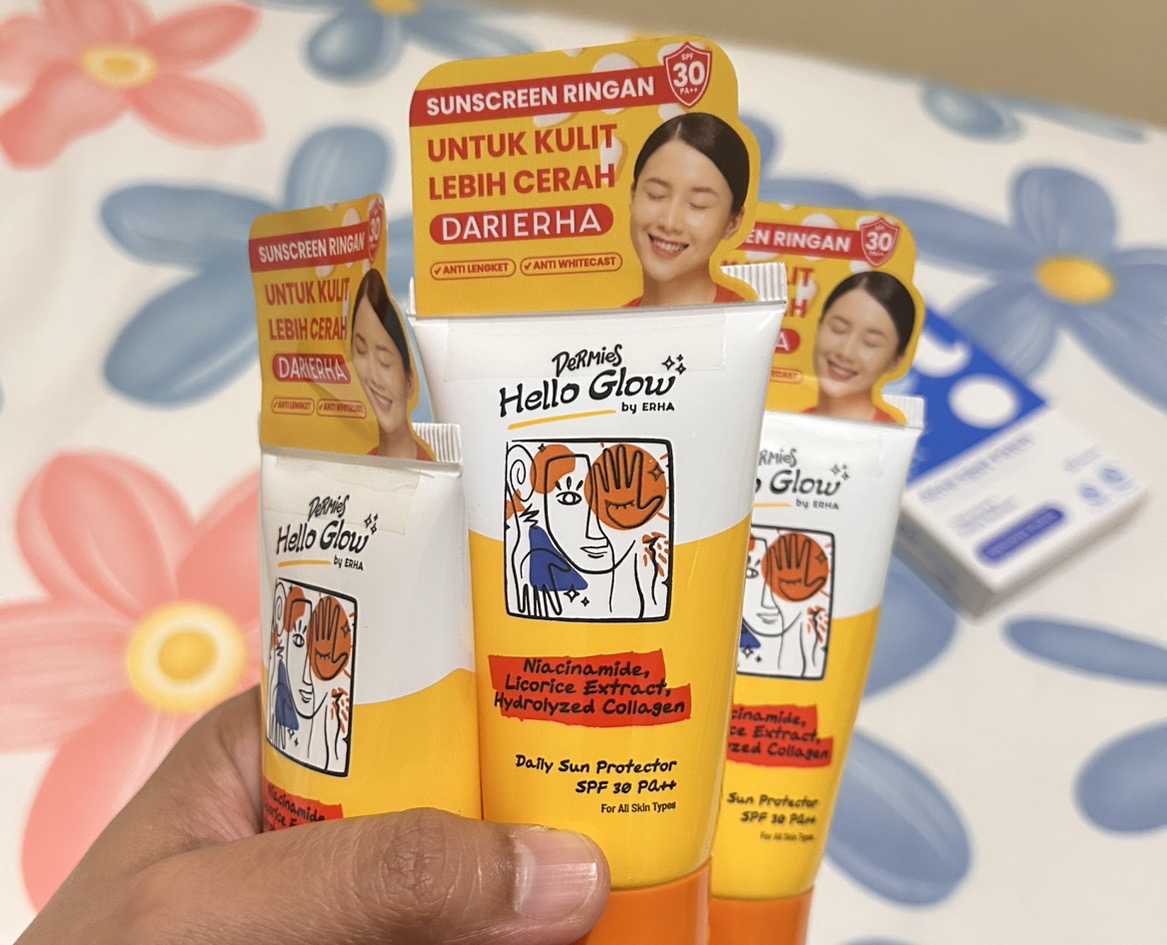 Hello Glow Daily Sun Protector imgfdn-be32a86a-0481-4830-bc29-aad79b7ceefd