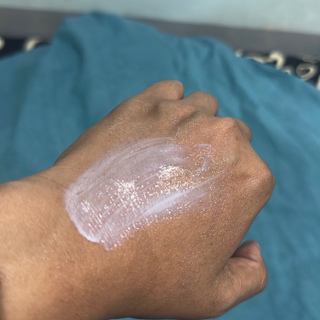 Biome Double Defense Sunscreen imgfdn-a6a3b177-ddfb-45be-b2b0-9075ad19d965