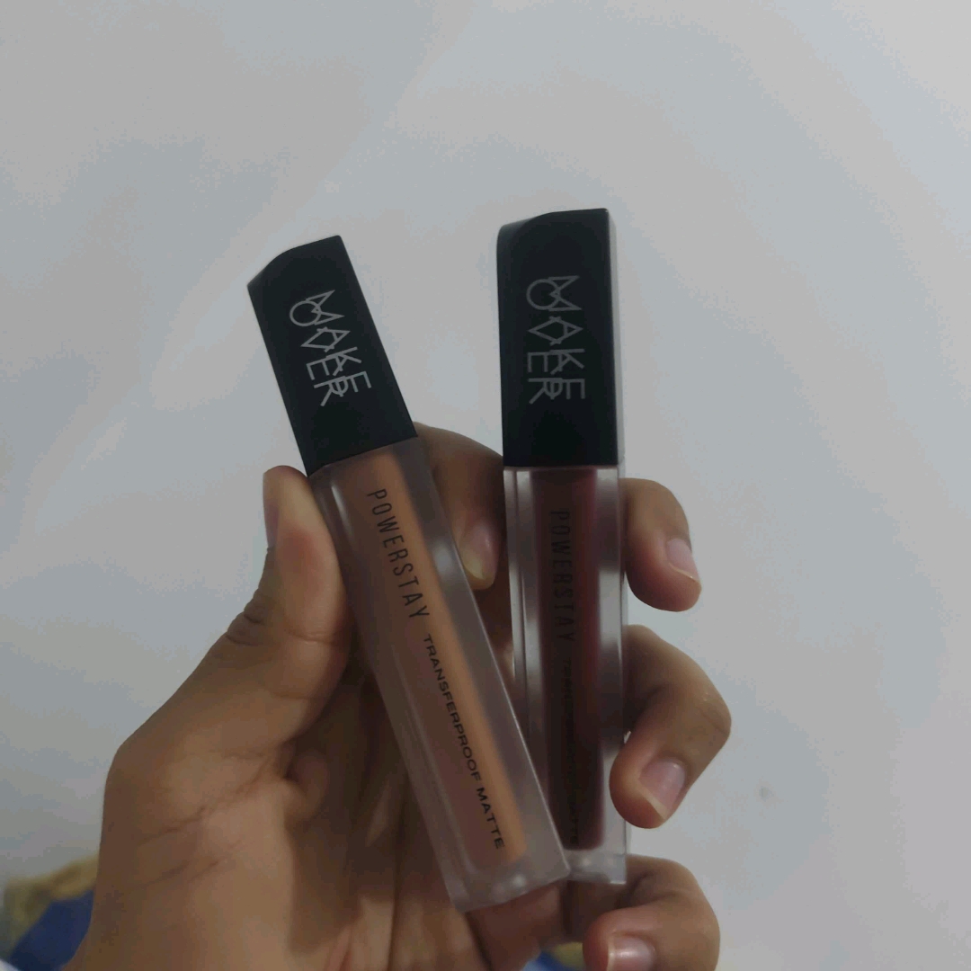 Powerstay Transferproof Matte Lip Cream - B06 Powerful imgfdn-fceffbae-df91-45b0-9521-ec614aa6d8c6