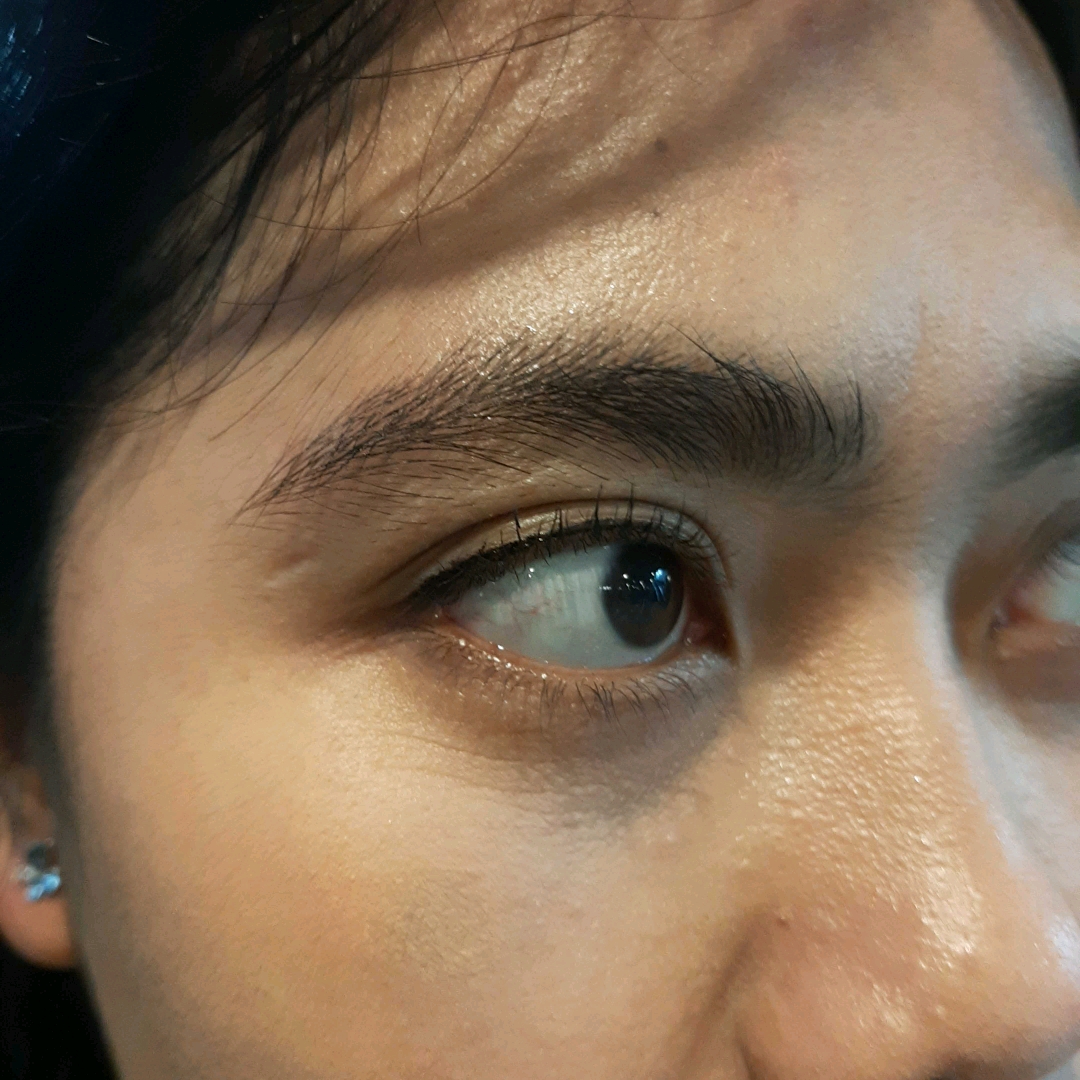 Iron Mascara imgfdn-63e81258-a4d6-4d75-87ca-a85416401752