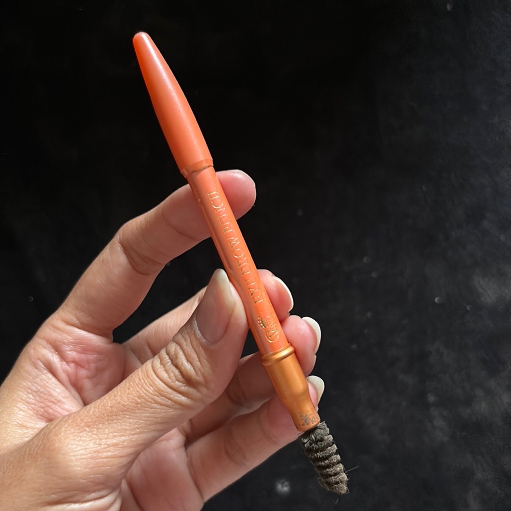 Eye Brow Pencil - Brown imgfdn-a6c2f040-3e06-4982-9970-b57dd94c1495