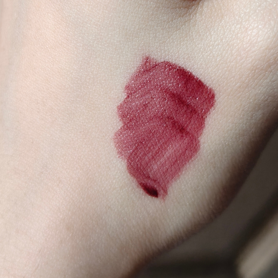 Jelly Lip Tint - 01 Berry Kiss imgfdn-d18e64a0-cd07-4982-a001-9438755ae56f