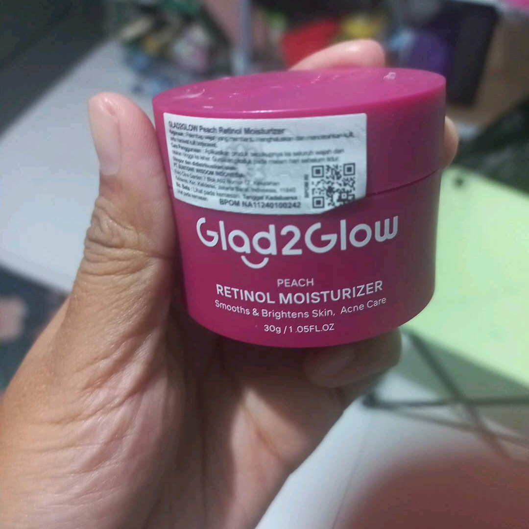 Peach Retinol Moisturizer imgfdn-ad0bcc97-801e-45b9-9cd1-b04dad8d5e82