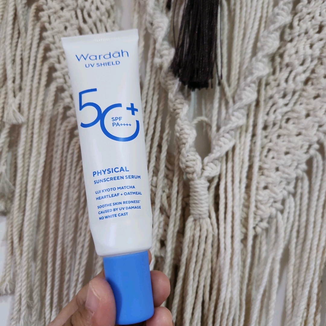 UV Shield Physical Sunscreen SPF 50/PA++++ imgfdn-2da79879-d298-4a8a-892d-800450bb7d55