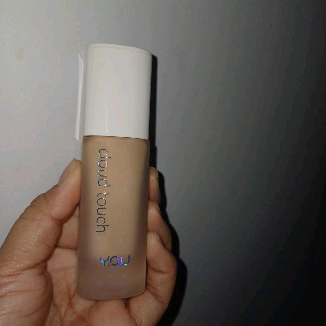 Cloud Touch 3% Niacinamide Brightening Skin Tint - N504 Rose Vanilla imgfdn-f0d839e3-e24c-4acc-8edb-f2827b280df4